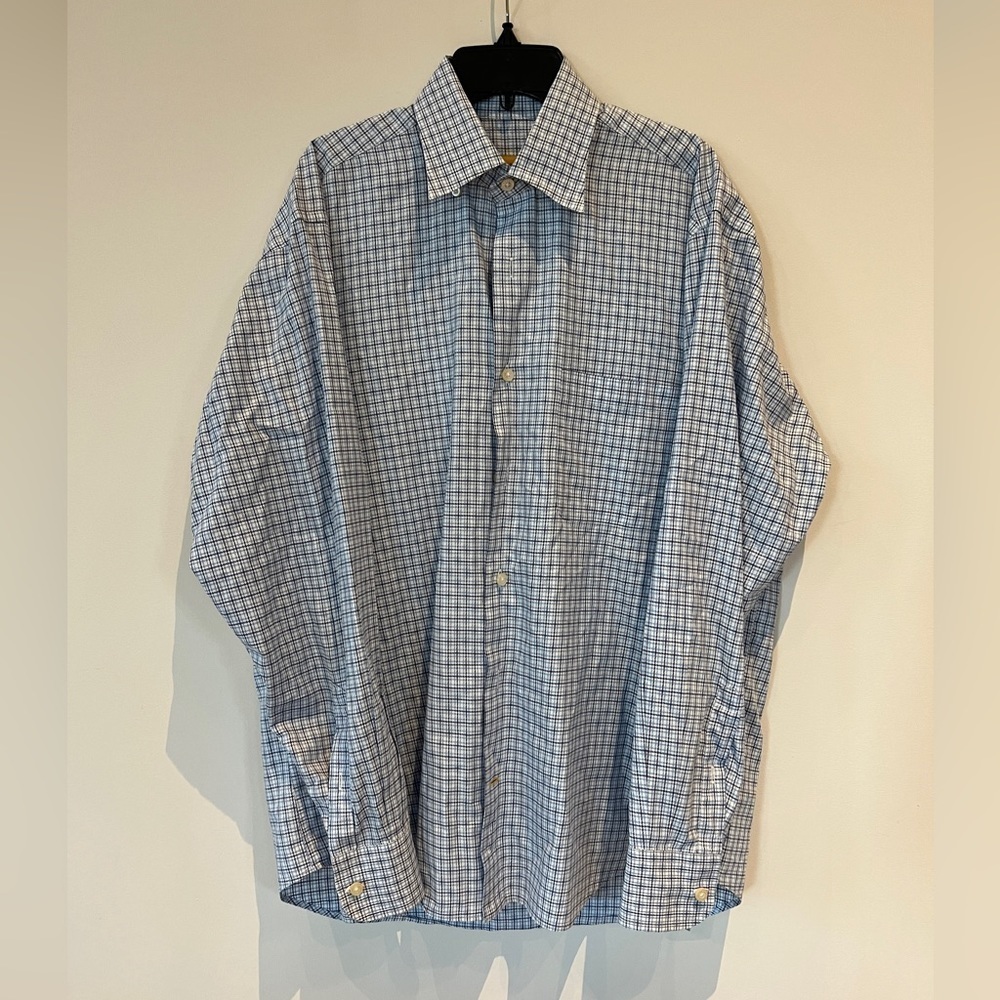 Robert Talbott long sleeve button down men’s shirt. Size M
